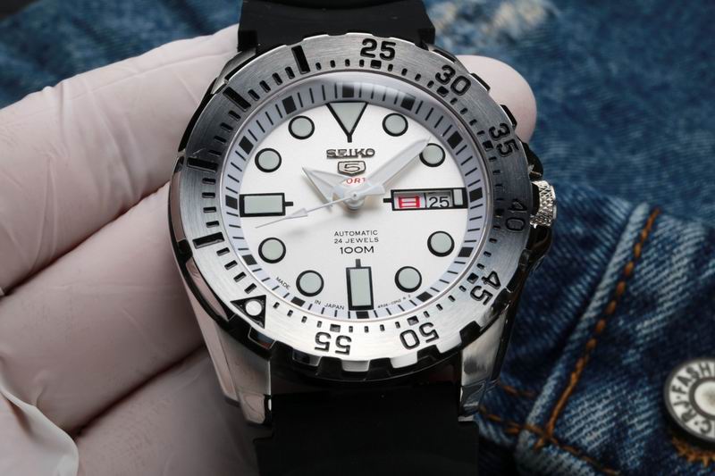Seiko 43.3X13mm 072801