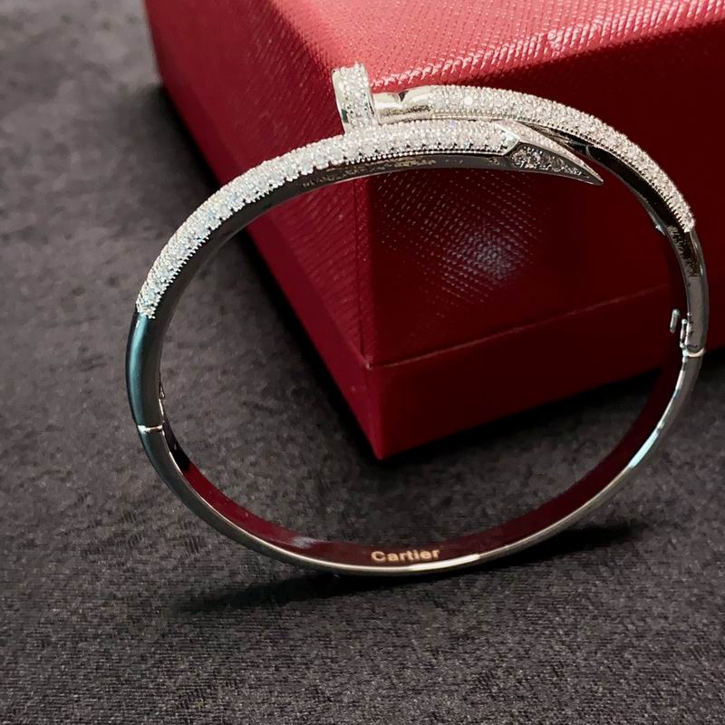 Cartier bracelet 12lyx44