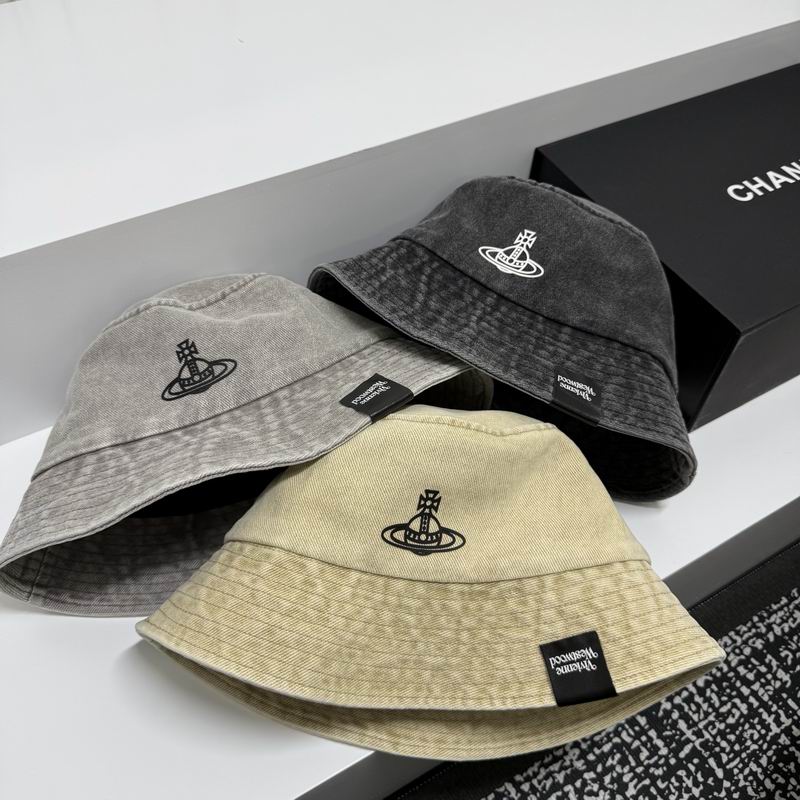 26 Vivienne Westwood hat 0713