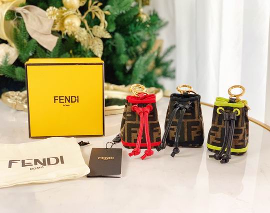 Fendi keyring 03lyh01
