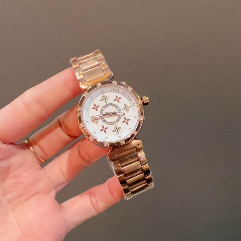 LV watch 082216