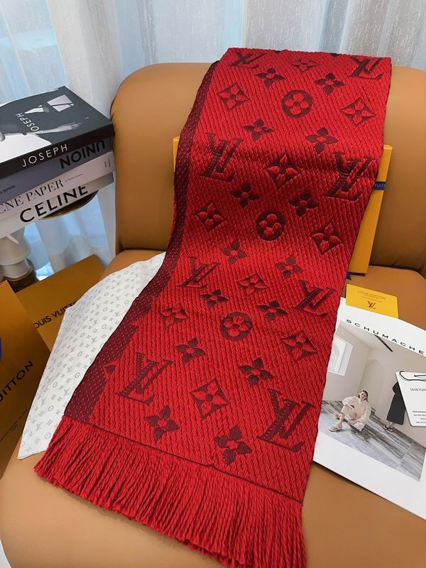 LV Scarf 175X31cm 94%羊毛 6%真丝 E16