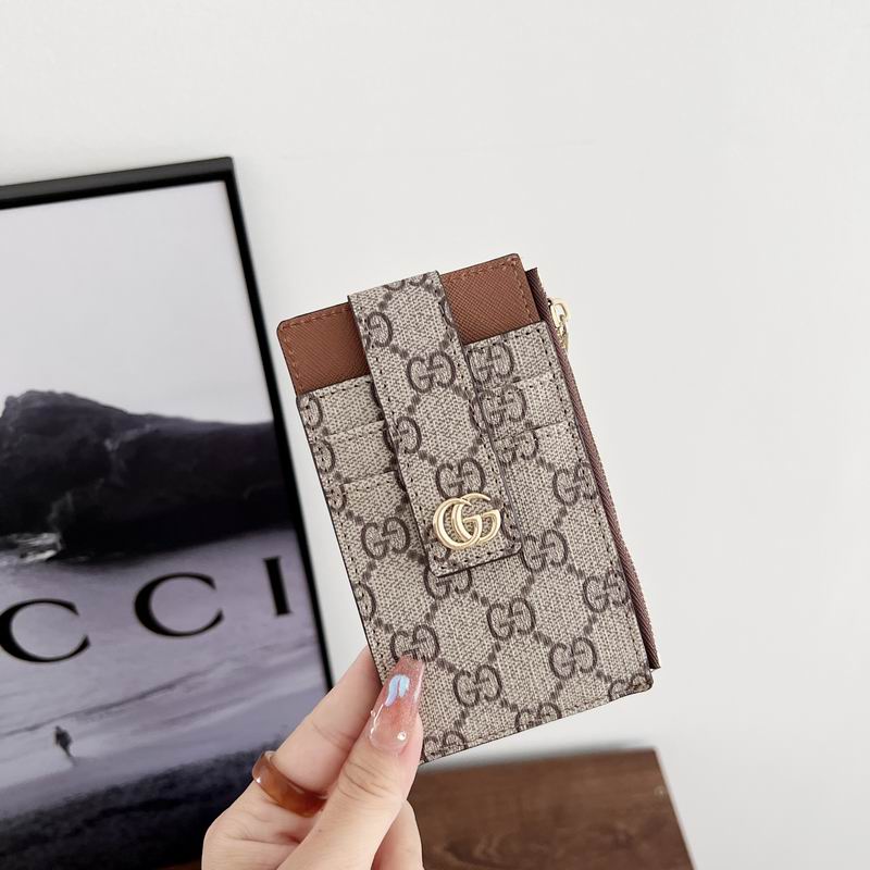 Gucci card bag 05