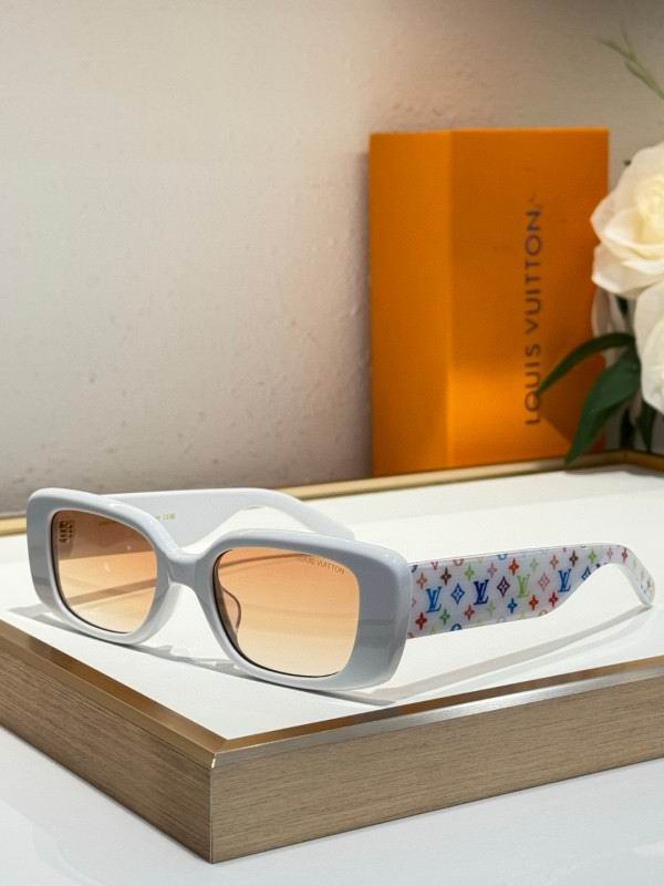 LV Glasses 08smh70