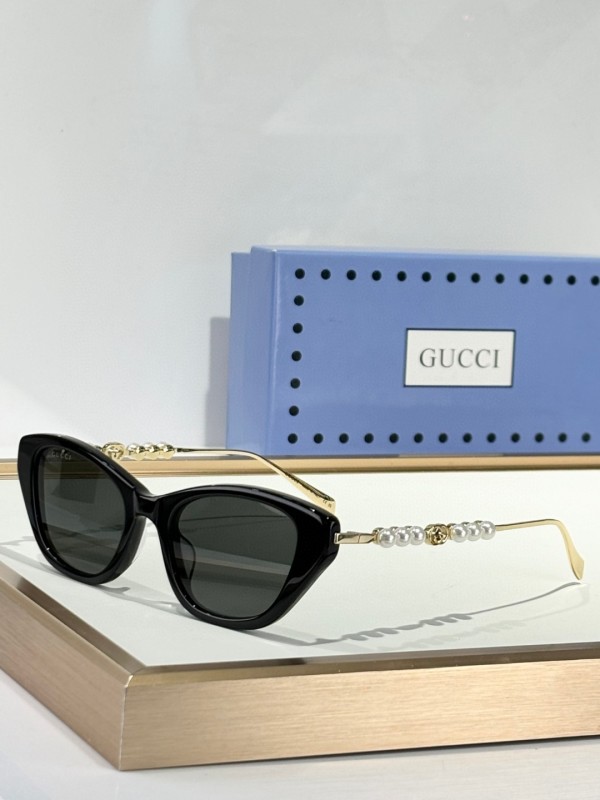 Gucci Glasses 08smh04