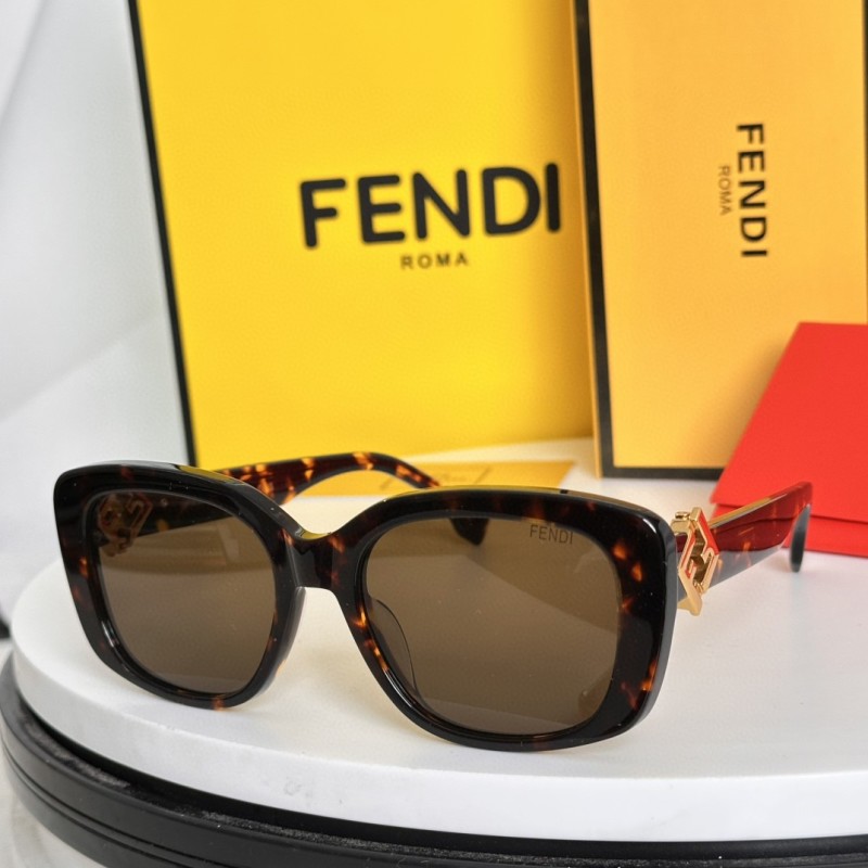 2025 Fendi 太阳镜 1127