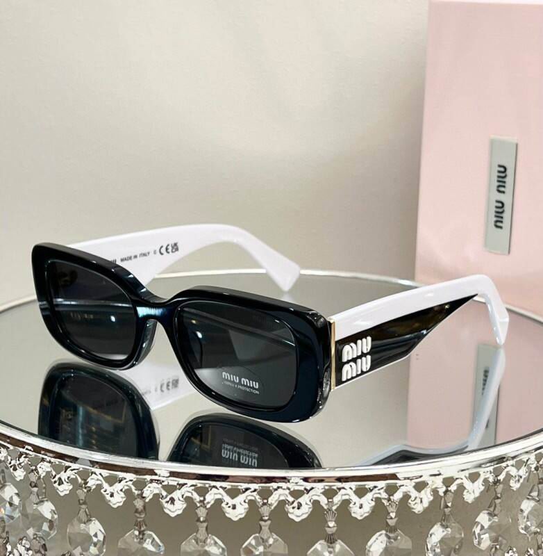 MiuMiu Glasses  08smh12