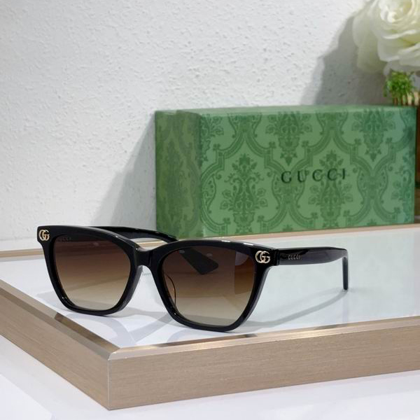 Gucci G2111S 56 15-140 c