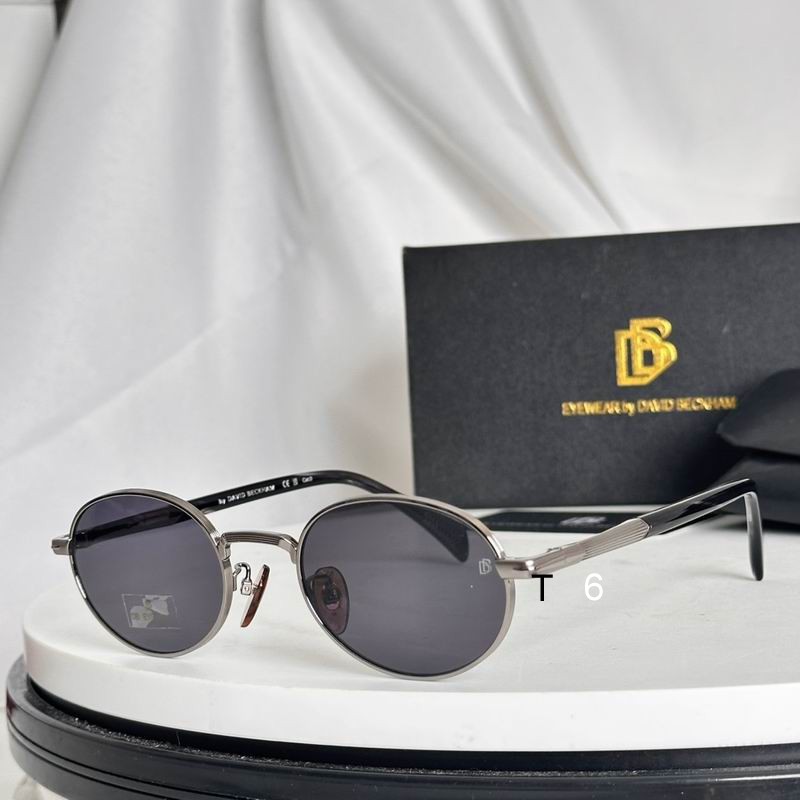 DB 02701 E