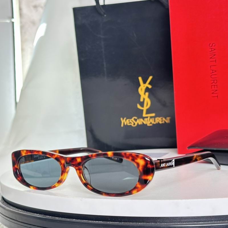 YSL 1102 e