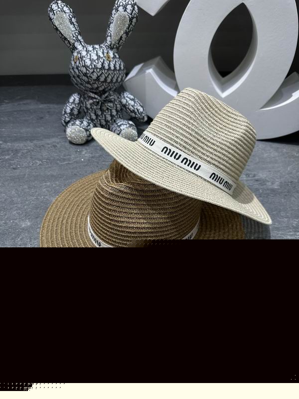 26 Miumiu Top Hat 0829