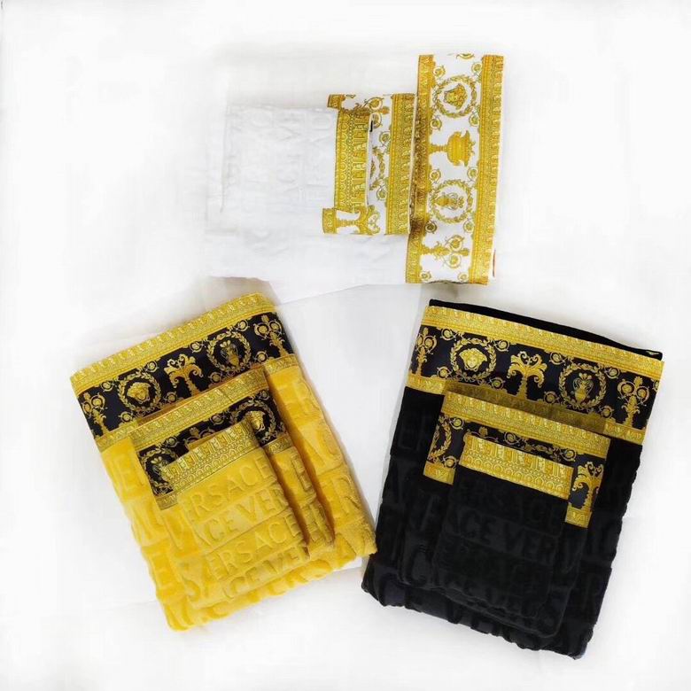 Versace Towel 04