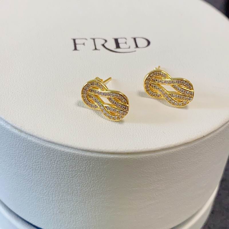 Fred Earring 0707