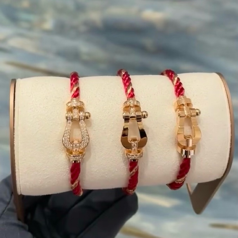 Fred Bracelet lyr15