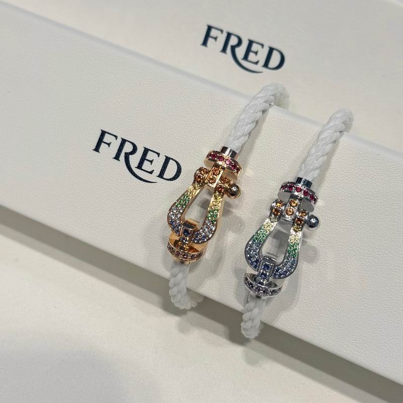 Fred Bracelet lyr16