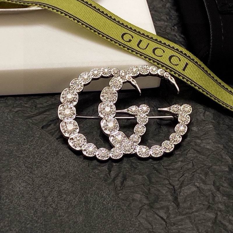 2026 Gucci Brooch 0823
