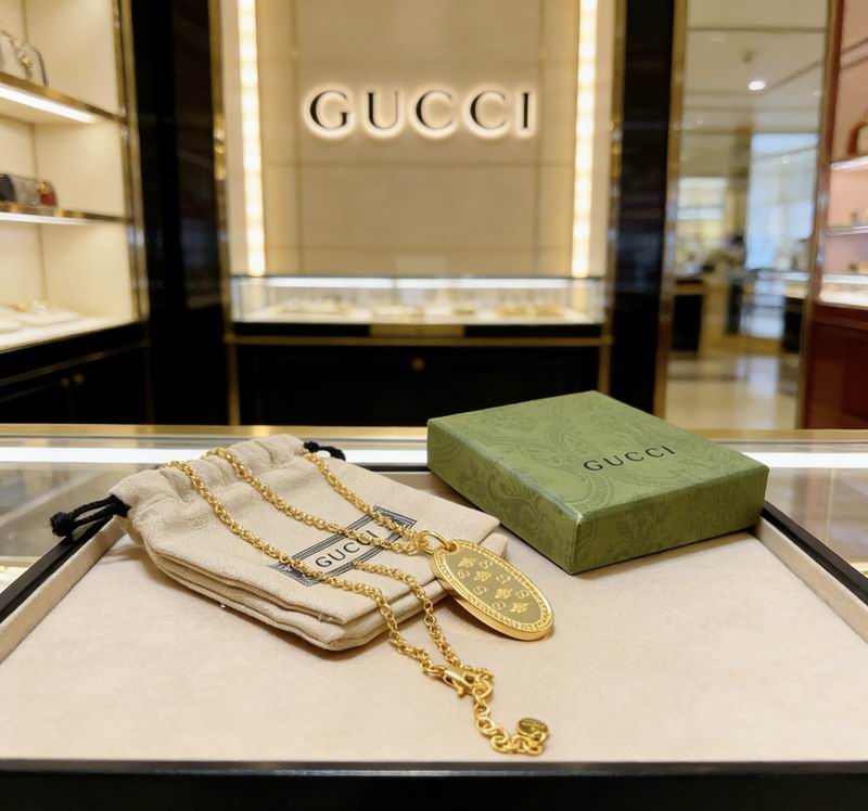 Gucci Necklace  02yxs83