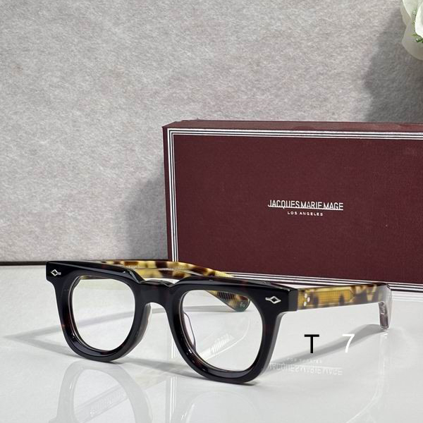 JACQUES MARIE MAG 0508 d