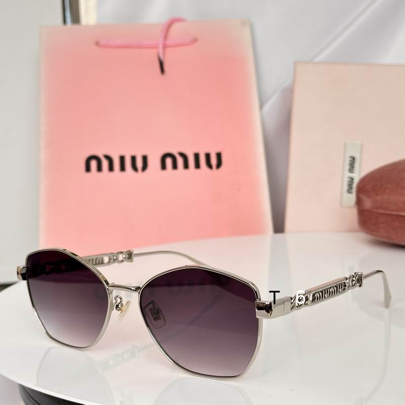 MiuMiu MU76ZS 60 18-145 e