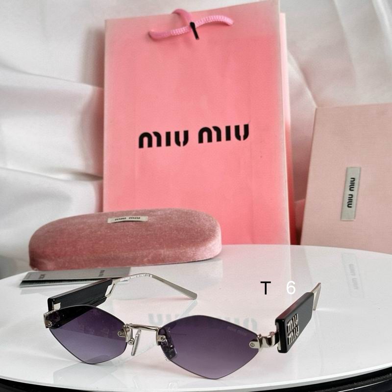 MiuMiu SMUA62 e