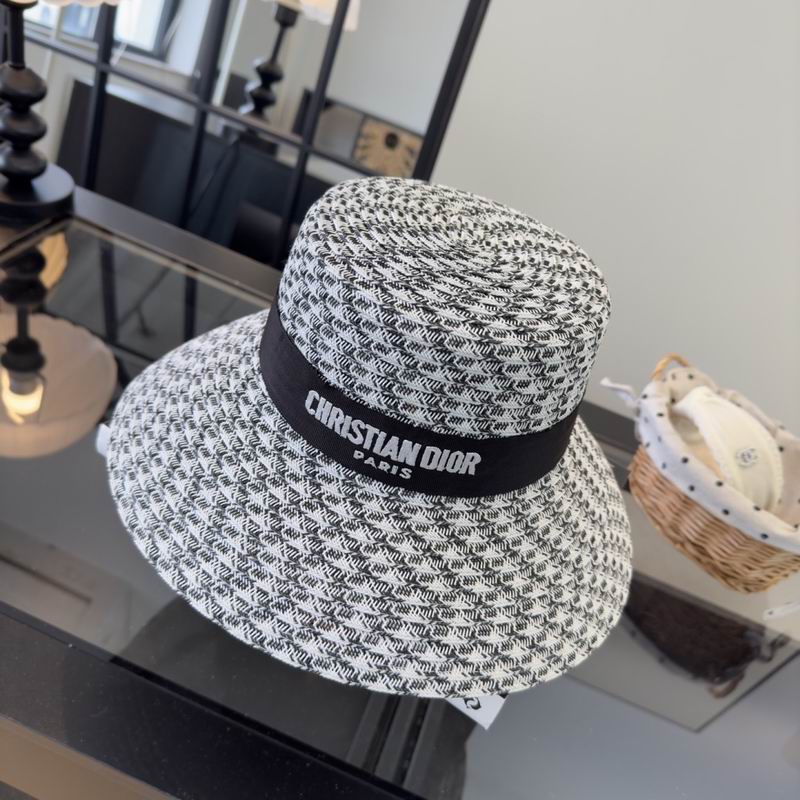 Dior top hat 051903