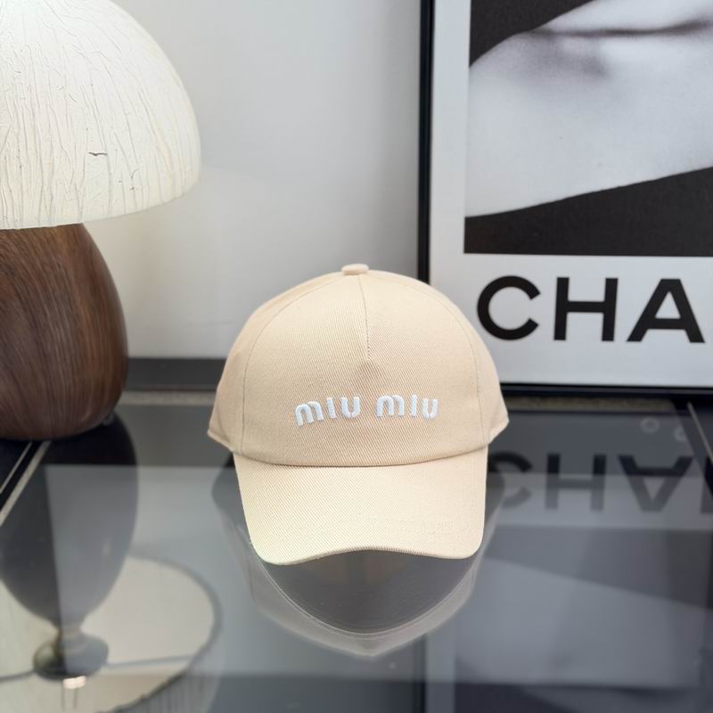 Miumiu cap dx03