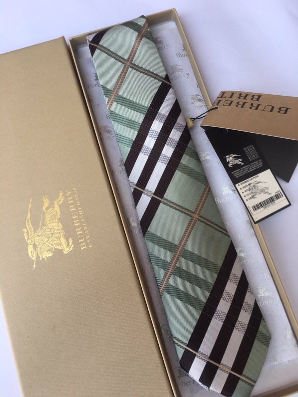 Burberry Tie hm02