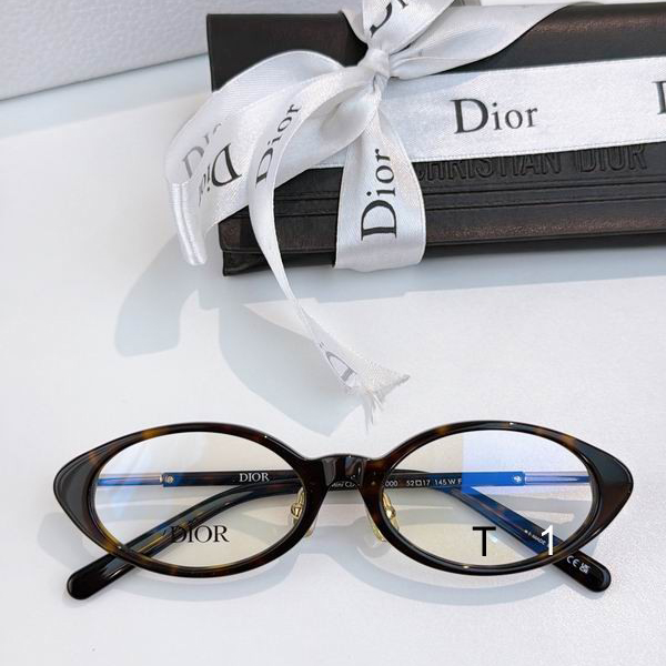 DIOR MiniCD 52 17-145 a