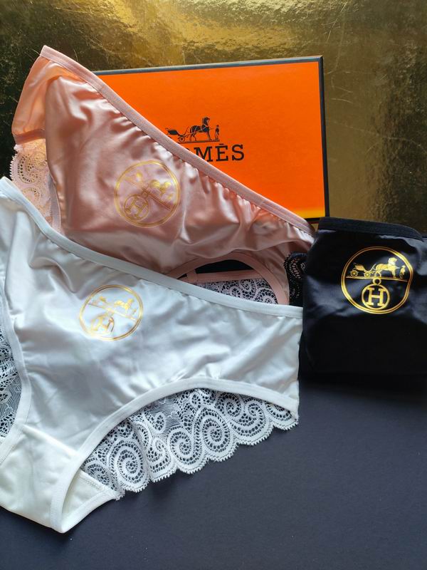 Hermes woman boxer 0723