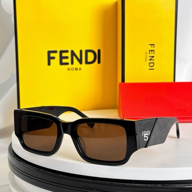 Fendi FE40131F 53 23-145 e