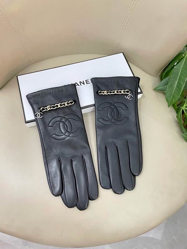CHanel Gloves M L 65