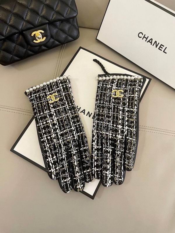 CHanel Gloves M L 66