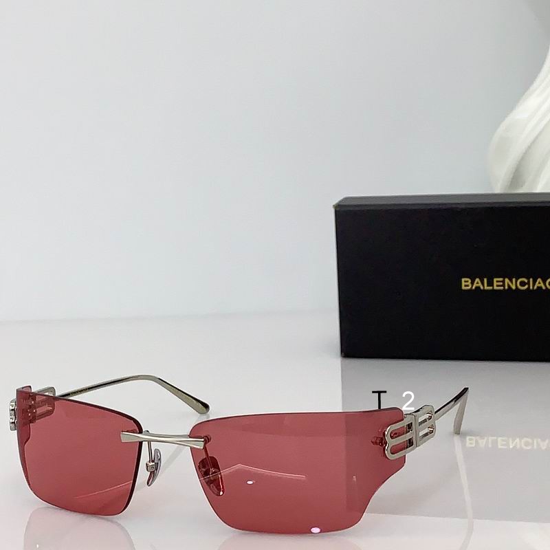 Balenciaga 082602 B