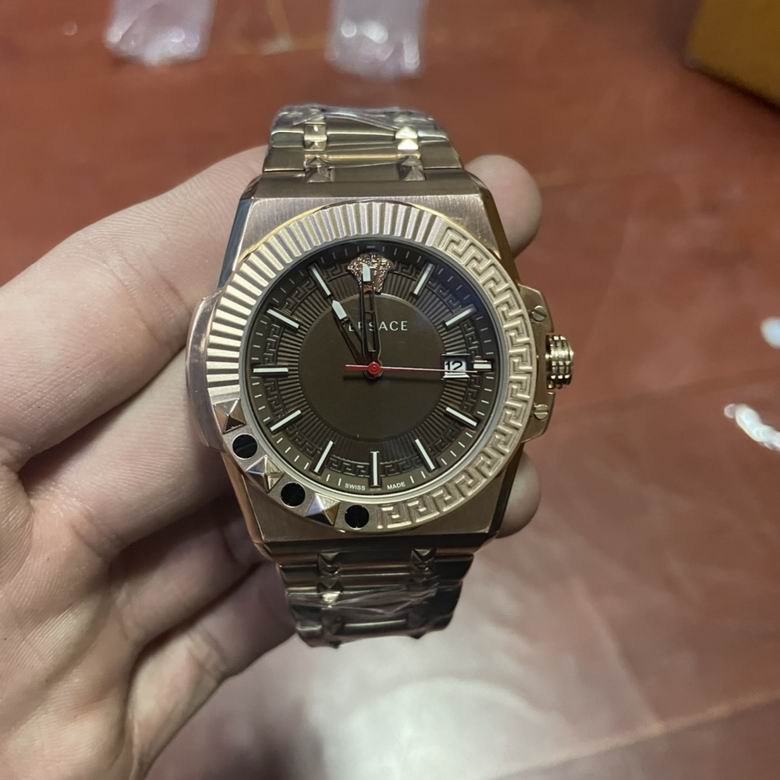 Versace watch M22