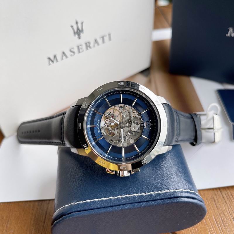 Maserati 44mm 050353